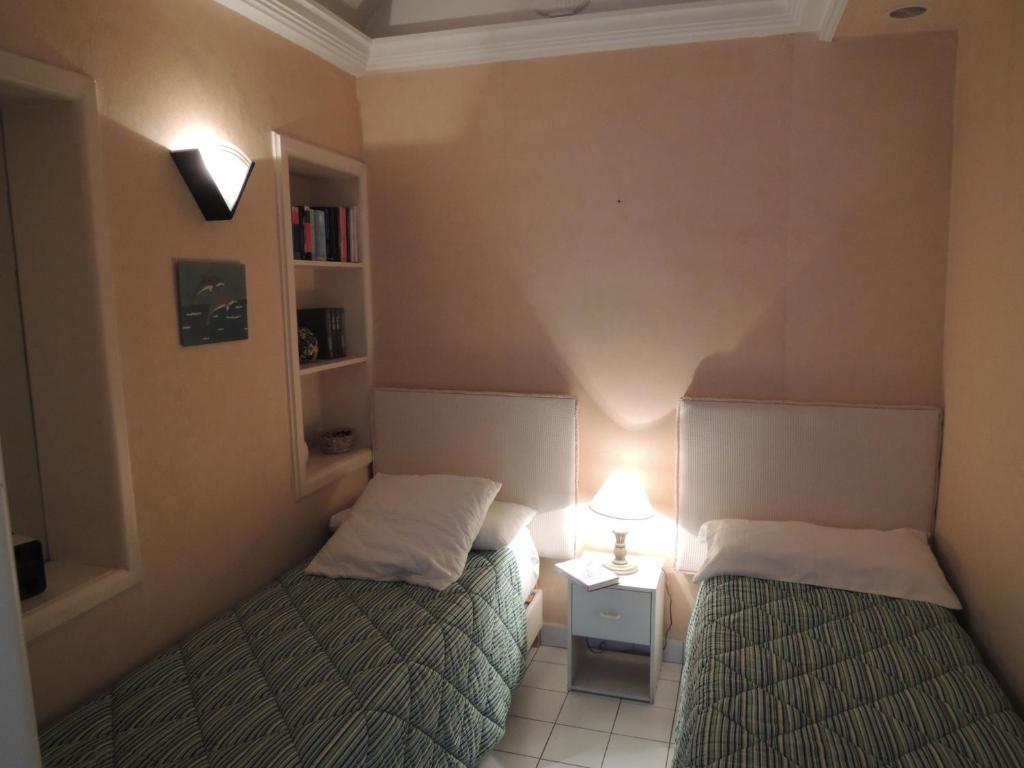 Acci Cannes Old City Zimmer foto